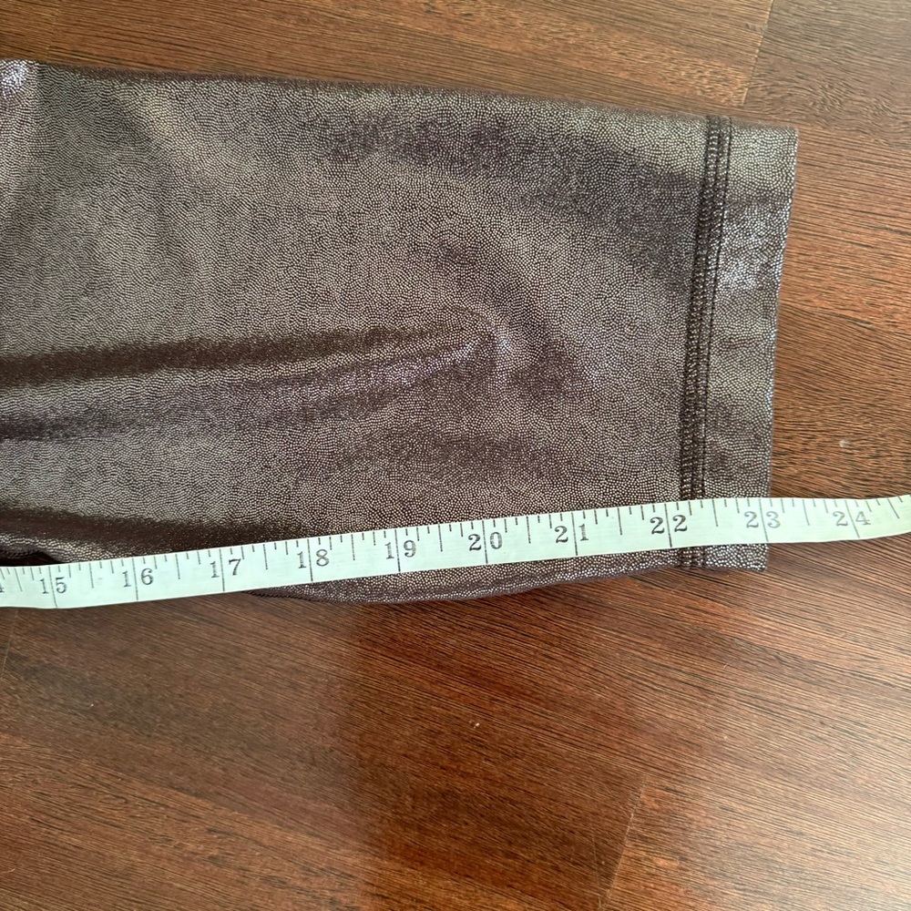 Lululemon Align High Rise Crop - Picture 8 of 9